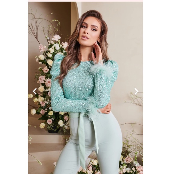 NEW SEASON Lavish Alice feather and sequin embellished jumpsuit missing belt - Picture 9 of 13